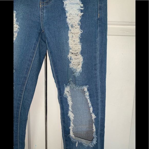 Light Medium Wash Distressed Jeans - Picture 3 of 9
